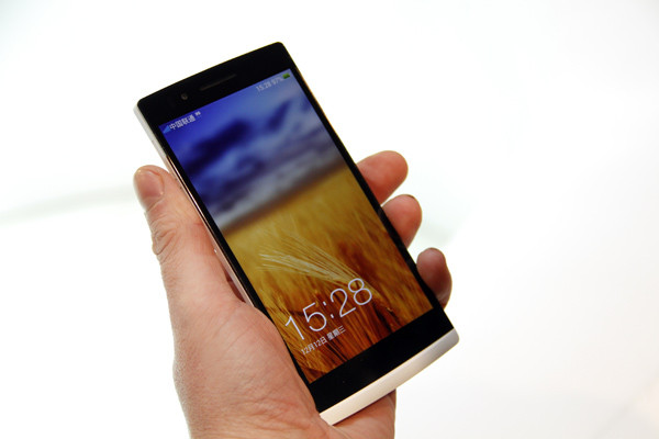 1080p屏千万像素四核 OPPO Find 5评测