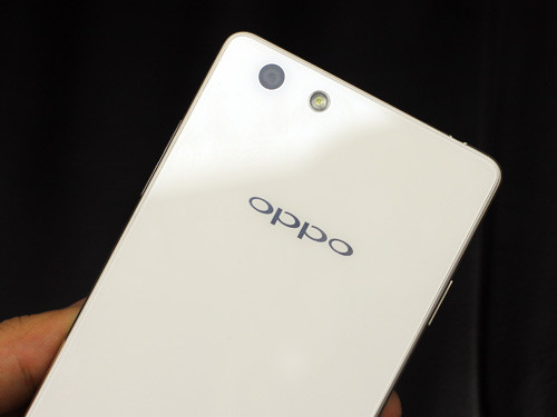 7.1mm铝镁中框 白色版OPPO R1开箱评测