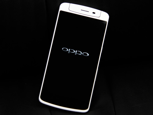 5.9英寸1080p翻转镜头 OPPO N1开箱图赏