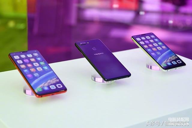 oppor15星云版和梦境版的区别[oppor15星云版和梦境版手机壳一样吗]