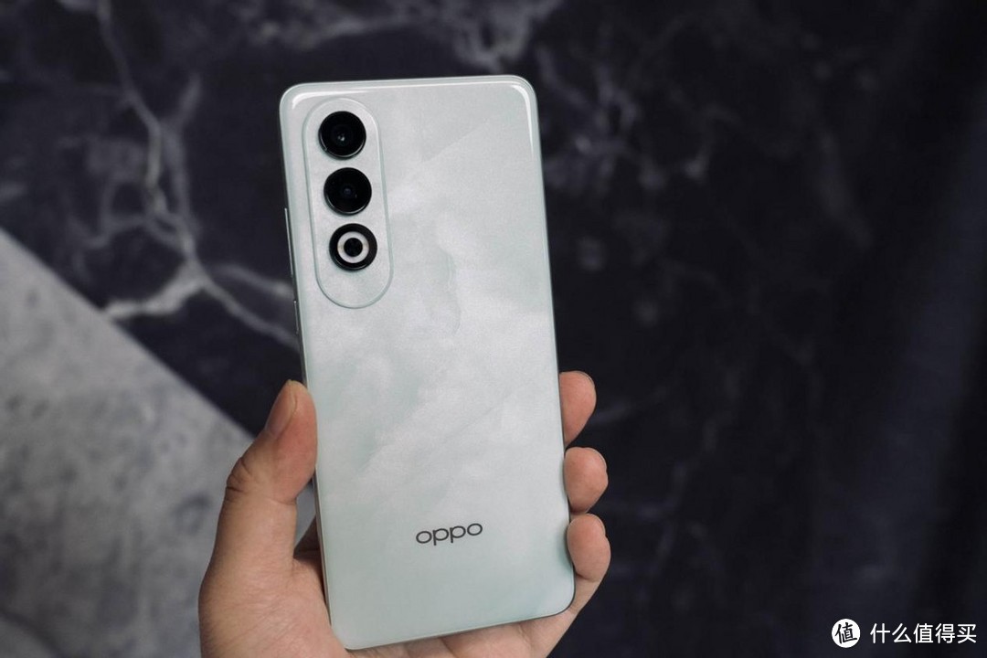 618给爸妈换了这台OPPO K12手机，有必要耐用耐摔吗