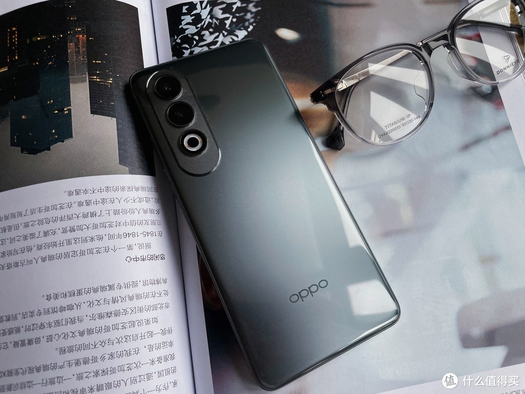 卷性能多无趣！OPPO K12，1500-2000元档唯一“敢压马路”的手机，超长续航，屏幕抢眼