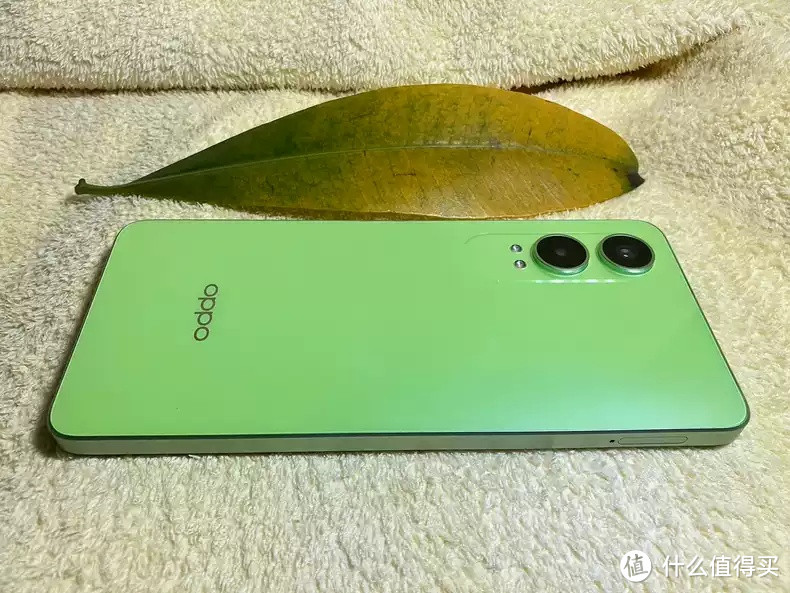 超高性价比学生手机，绿的你发慌的OPPO K12x